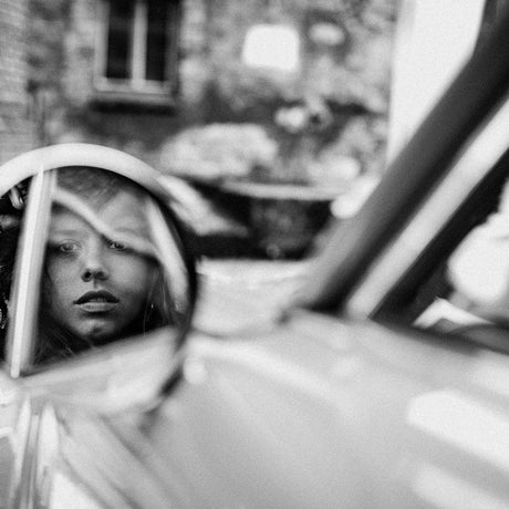 Chiara Aichele: Benzin im Blut, Stil im Herzen und eine Vision für die Zukunft