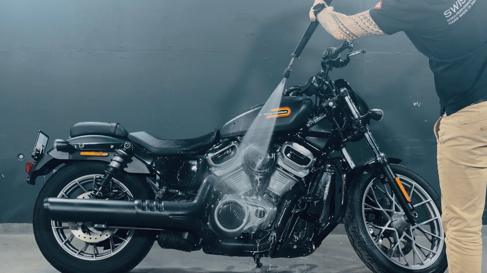 Motorcycle Wash Opaque šampon pro matný lak motocyklu Tutorial